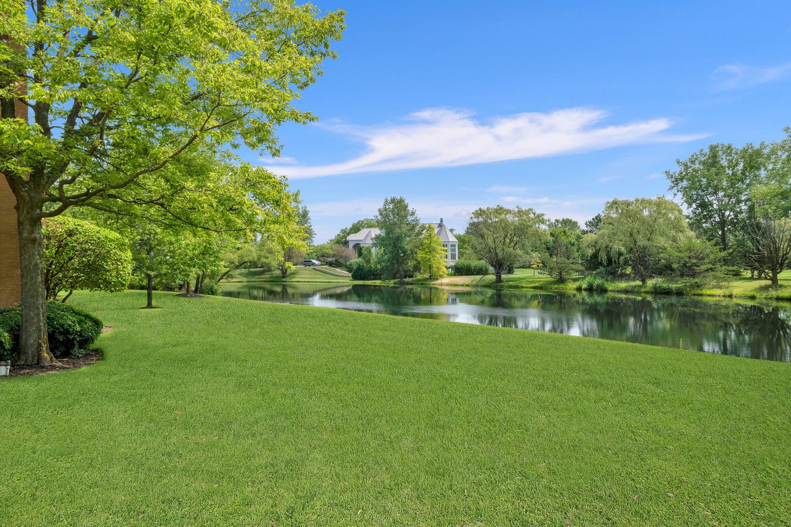5 S Meadow Court, South Barrington, IL 60010 5 S Meadow Court, South Barrington, IL 60010