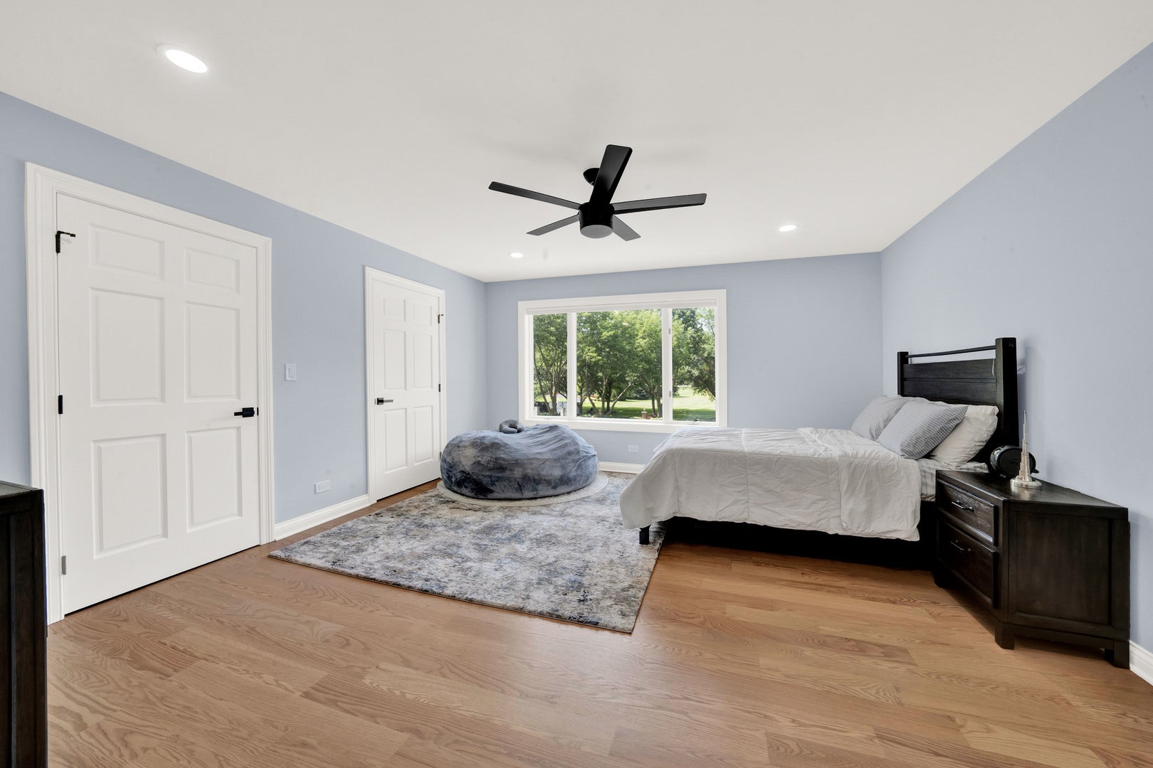 5 S Meadow Court, South Barrington, IL 60010 5 S Meadow Court, South Barrington, IL 60010