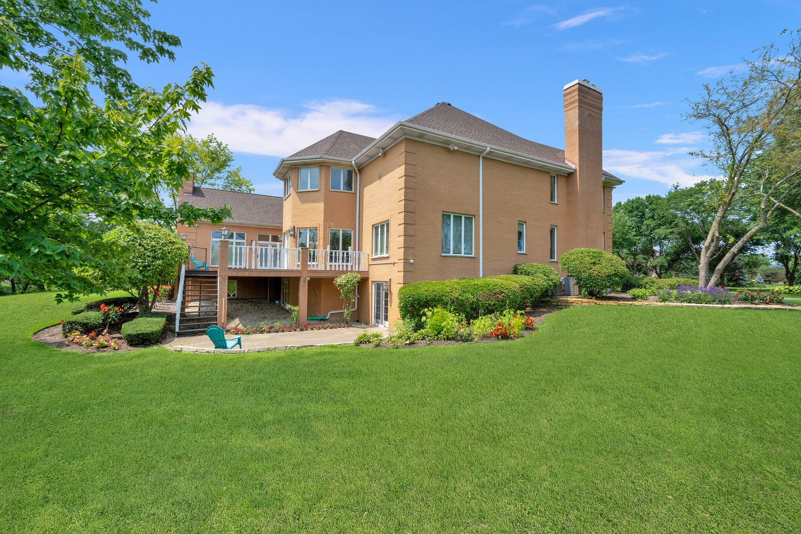 5 S Meadow Court, South Barrington, IL 60010 5 S Meadow Court, South Barrington, IL 60010