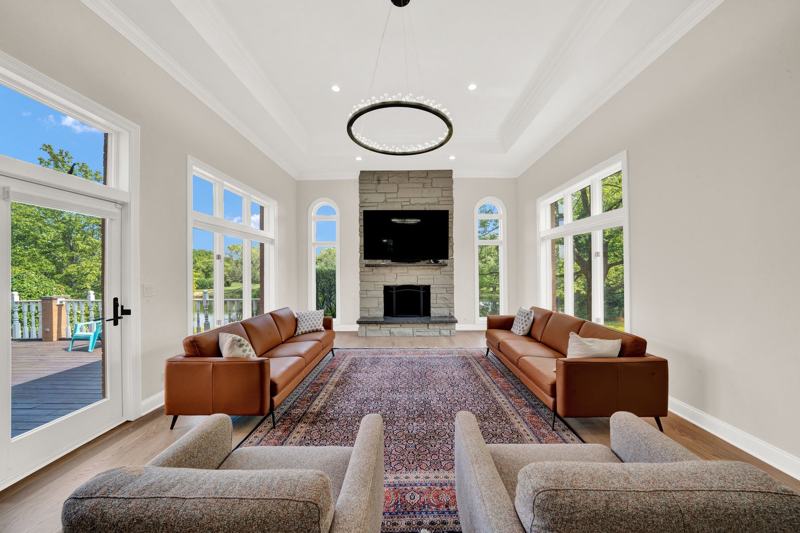 5 S Meadow Court, South Barrington, IL 60010 5 S Meadow Court, South Barrington, IL 60010
