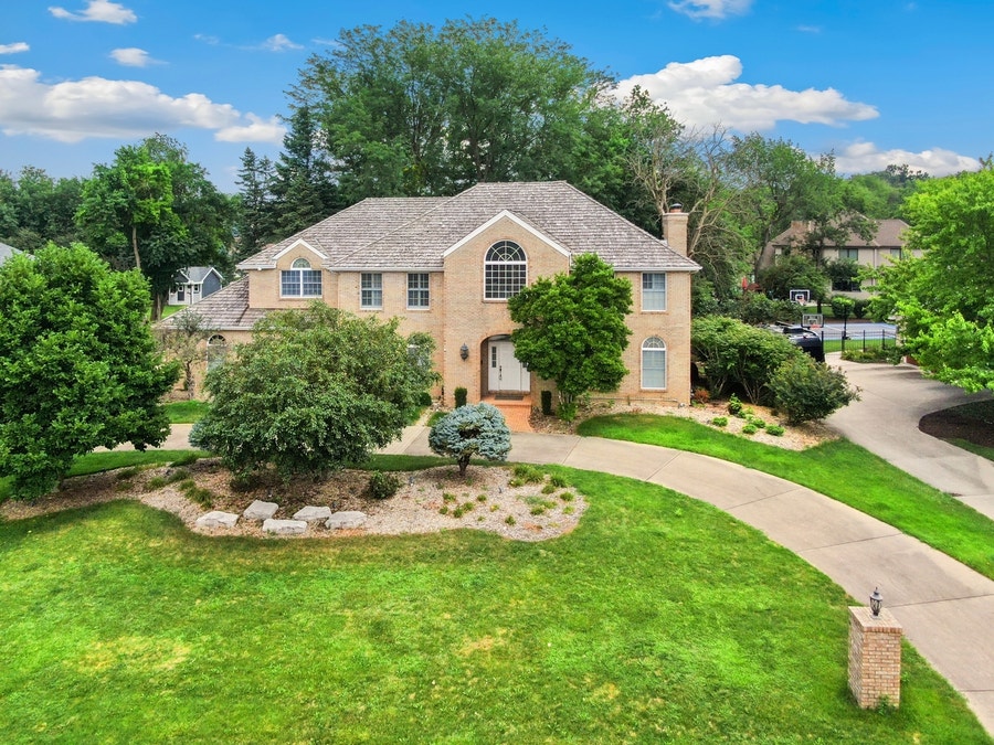 Property photo for 312 Westridge Road, Joliet, IL