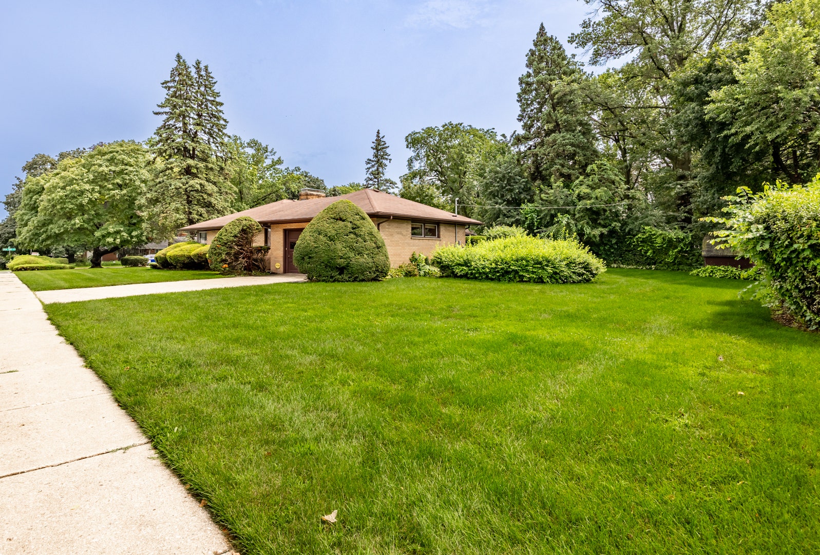 254 Wing Park Boulevard, Elgin, IL 60123 254 Wing Park Boulevard, Elgin, IL 60123