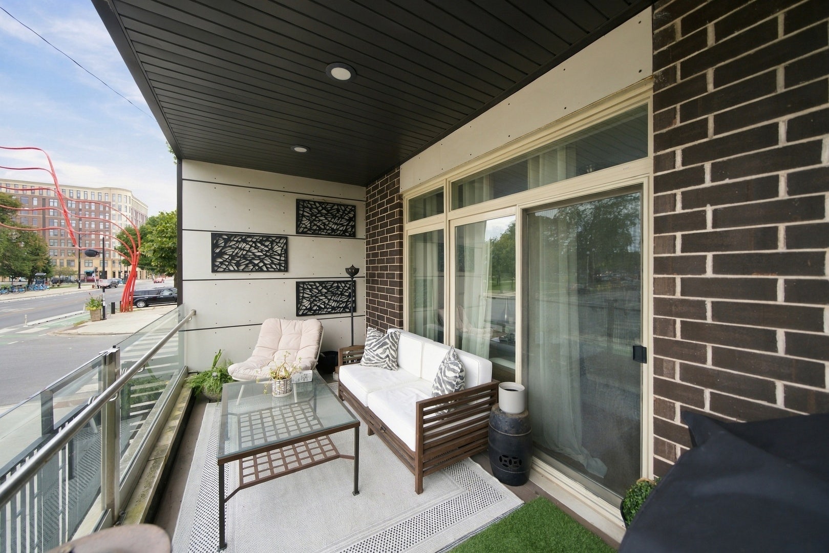 2835 W Division Street, Chicago, IL 60622 2835 W Division Street, Chicago, IL 60622