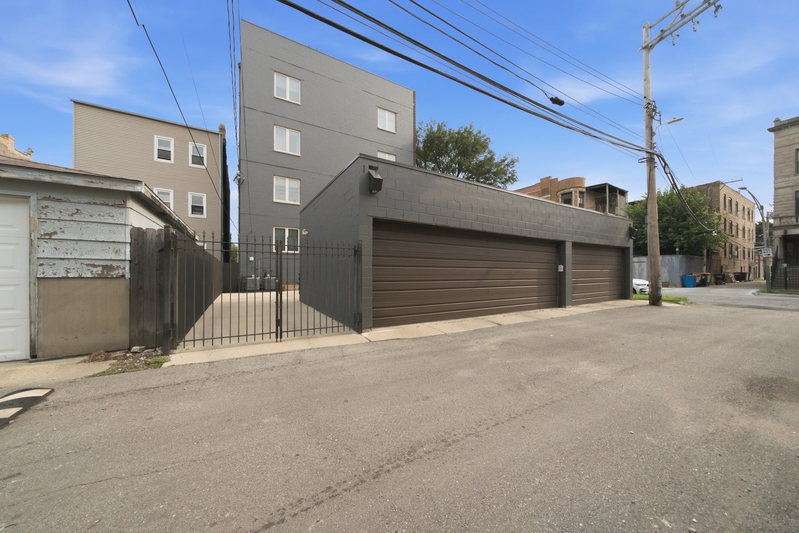 2835 W Division Street, Chicago, IL 60622 2835 W Division Street, Chicago, IL 60622