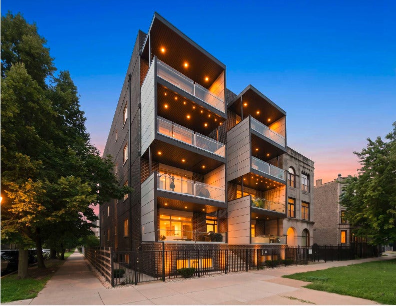 2835 W Division Street, Chicago, IL 60622 2835 W Division Street, Chicago, IL 60622