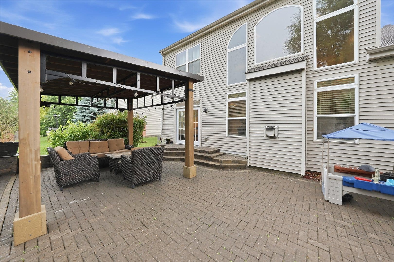 1571 Woodland Lane, Bolingbrook, IL 60490 1571 Woodland Lane, Bolingbrook, IL 60490