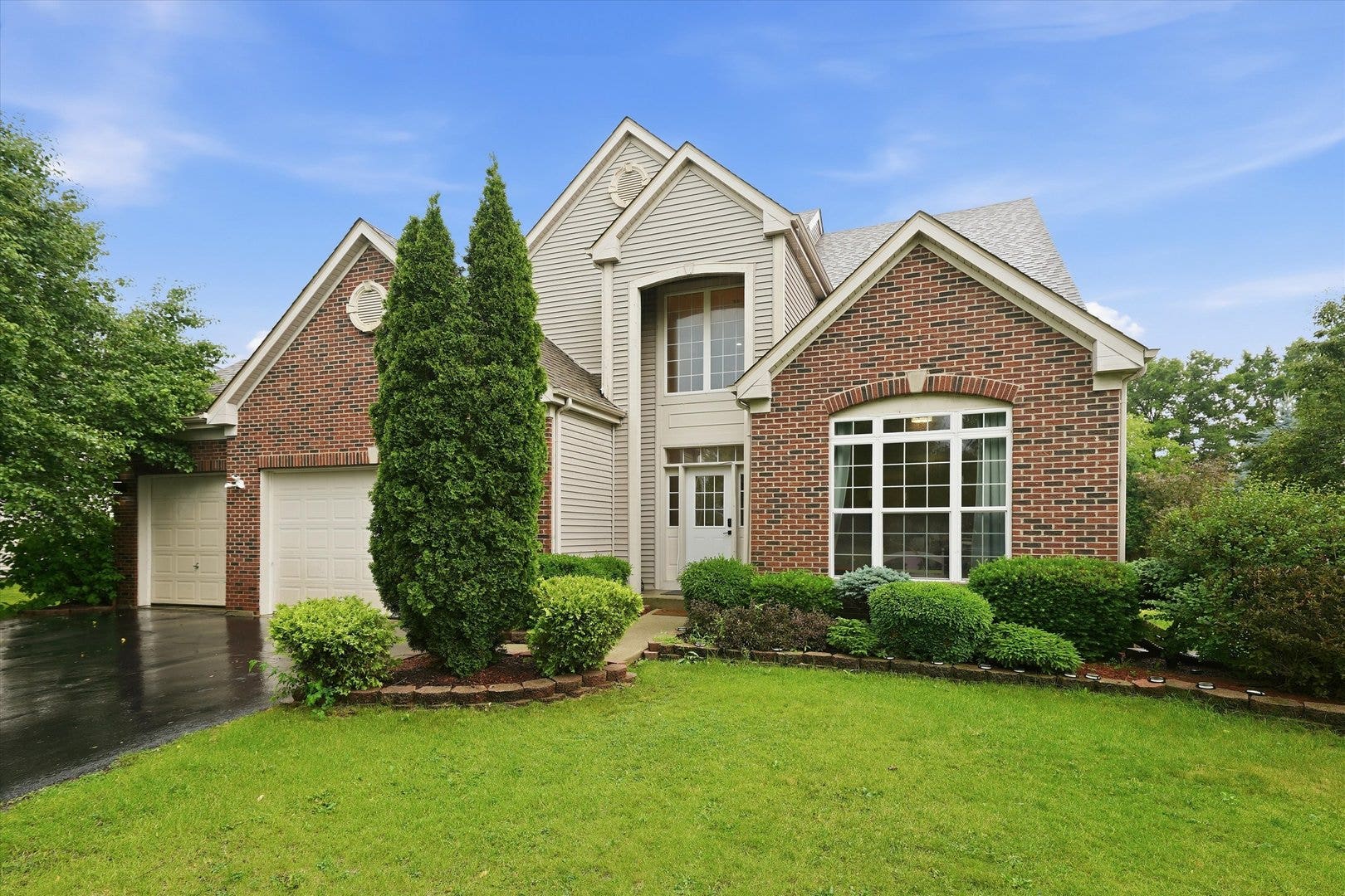 1571 Woodland Lane, Bolingbrook, IL 60490 1571 Woodland Lane, Bolingbrook, IL 60490
