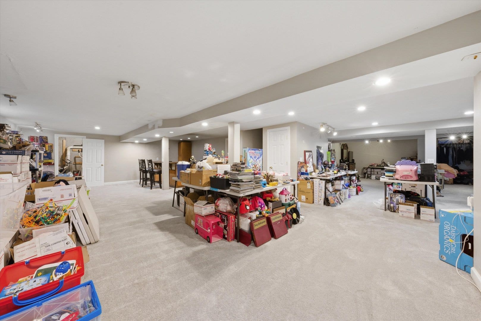 1571 Woodland Lane, Bolingbrook, IL 60490 1571 Woodland Lane, Bolingbrook, IL 60490