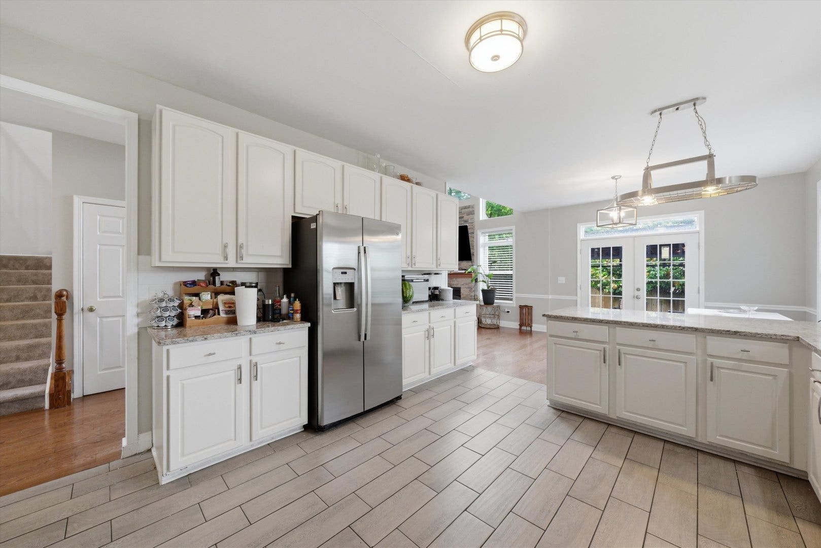 1571 Woodland Lane, Bolingbrook, IL 60490 1571 Woodland Lane, Bolingbrook, IL 60490