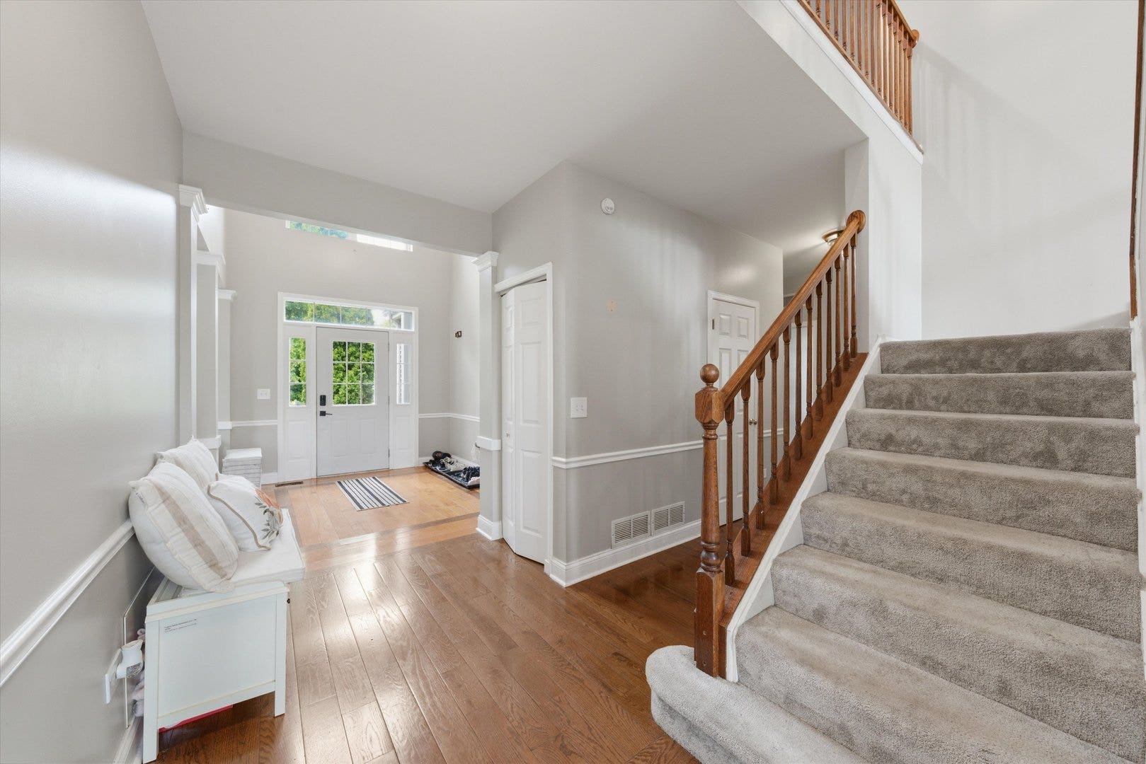 1571 Woodland Lane, Bolingbrook, IL 60490 1571 Woodland Lane, Bolingbrook, IL 60490