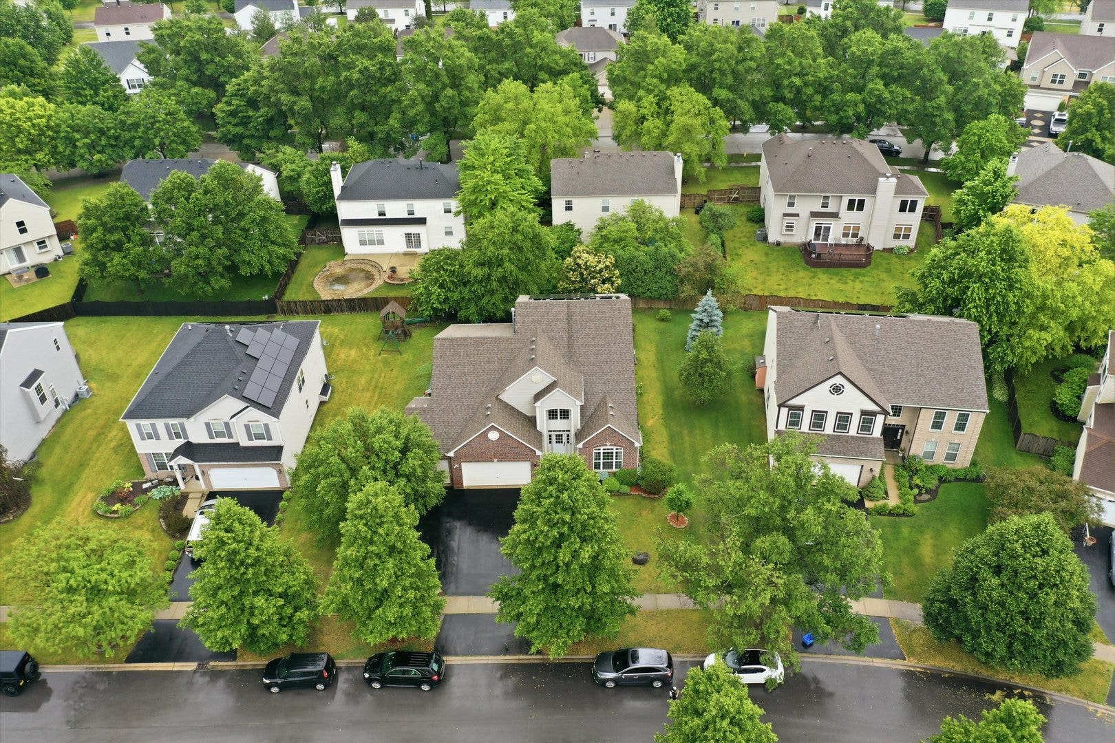 1571 Woodland Lane, Bolingbrook, IL 60490 1571 Woodland Lane, Bolingbrook, IL 60490
