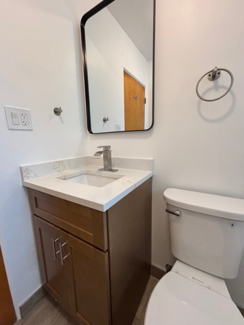 16 2ND Street, #F, Downers Grove, IL 60515 16 2ND Street, #F, Downers Grove, IL 60515