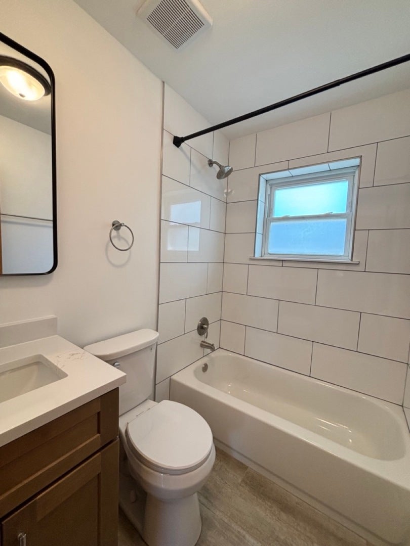 16 2ND Street, #F, Downers Grove, IL 60515 16 2ND Street, #F, Downers Grove, IL 60515