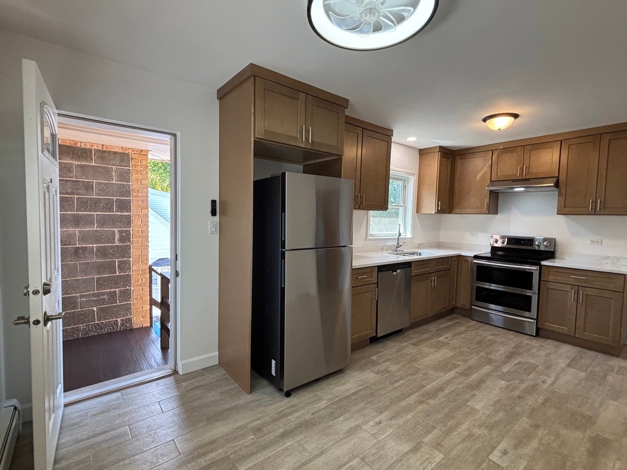 16 2ND Street, #F, Downers Grove, IL 60515 16 2ND Street, #F, Downers Grove, IL 60515