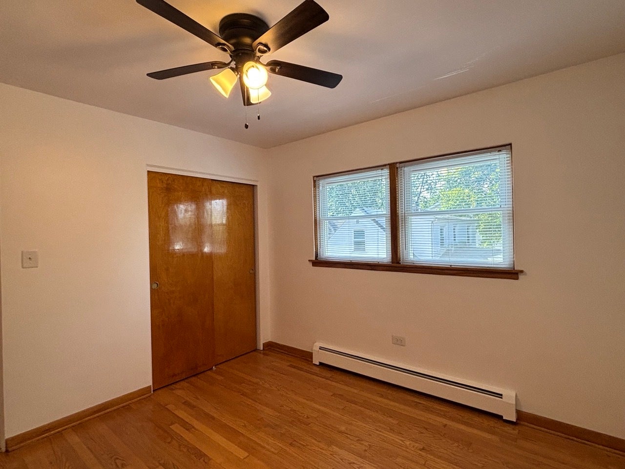 16 2ND Street, #F, Downers Grove, IL 60515 #1 bedroom