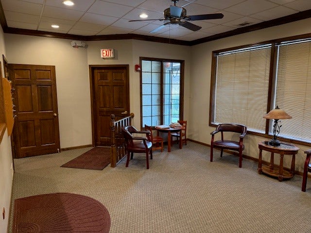17732 Oak Park Avenue, #AB, Tinley Park, IL 60477 17732 Oak Park Avenue, #AB, Tinley Park, IL 60477