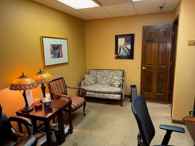 17732 Oak Park Avenue, #AB, Tinley Park, IL 60477 17732 Oak Park Avenue, #AB, Tinley Park, IL 60477