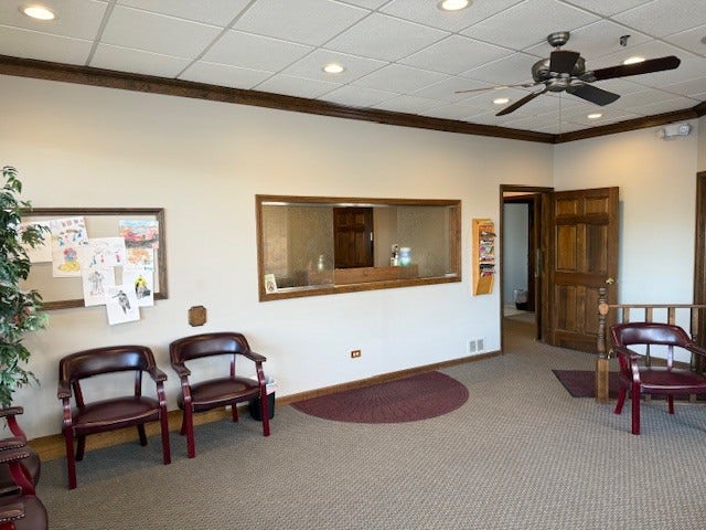 17732 Oak Park Avenue, #AB, Tinley Park, IL 60477 17732 Oak Park Avenue, #AB, Tinley Park, IL 60477