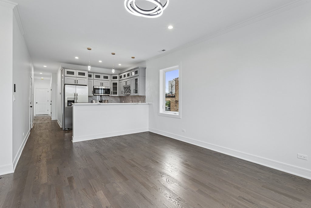 4623 S Prairie Avenue, Chicago, IL 60653 4623 S Prairie Avenue, Chicago, IL 60653