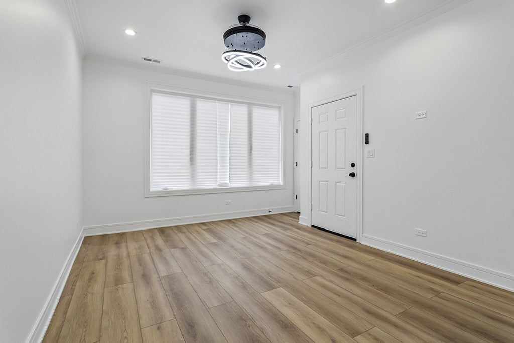 4623 S Prairie Avenue, Chicago, IL 60653 4623 S Prairie Avenue, Chicago, IL 60653