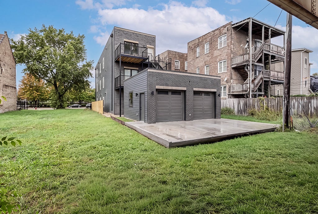 4623 S Prairie Avenue, Chicago, IL 60653 4623 S Prairie Avenue, Chicago, IL 60653