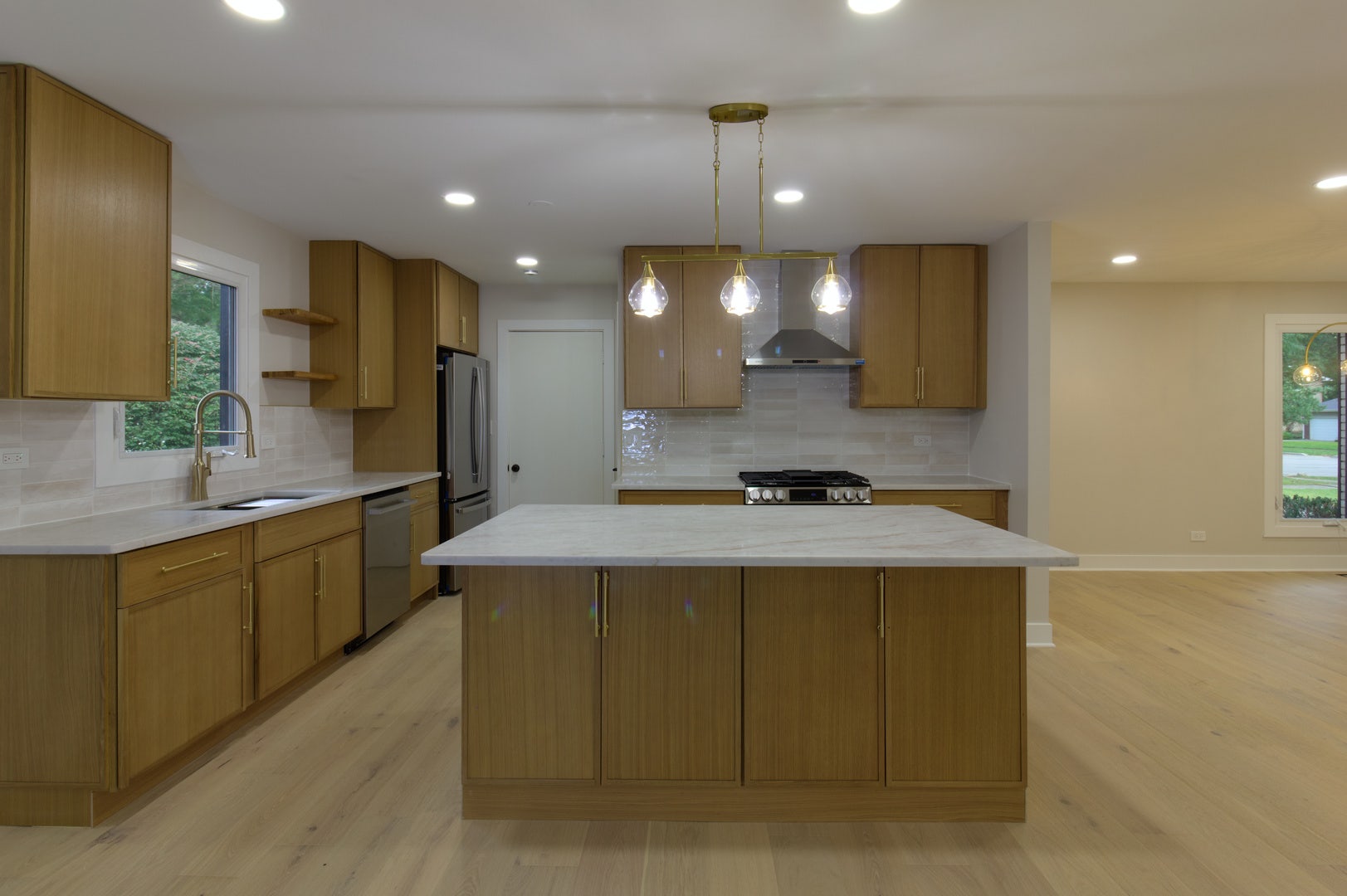 3524 Saratoga Avenue, Downers Grove, IL 60515 3524 Saratoga Avenue, Downers Grove, IL 60515