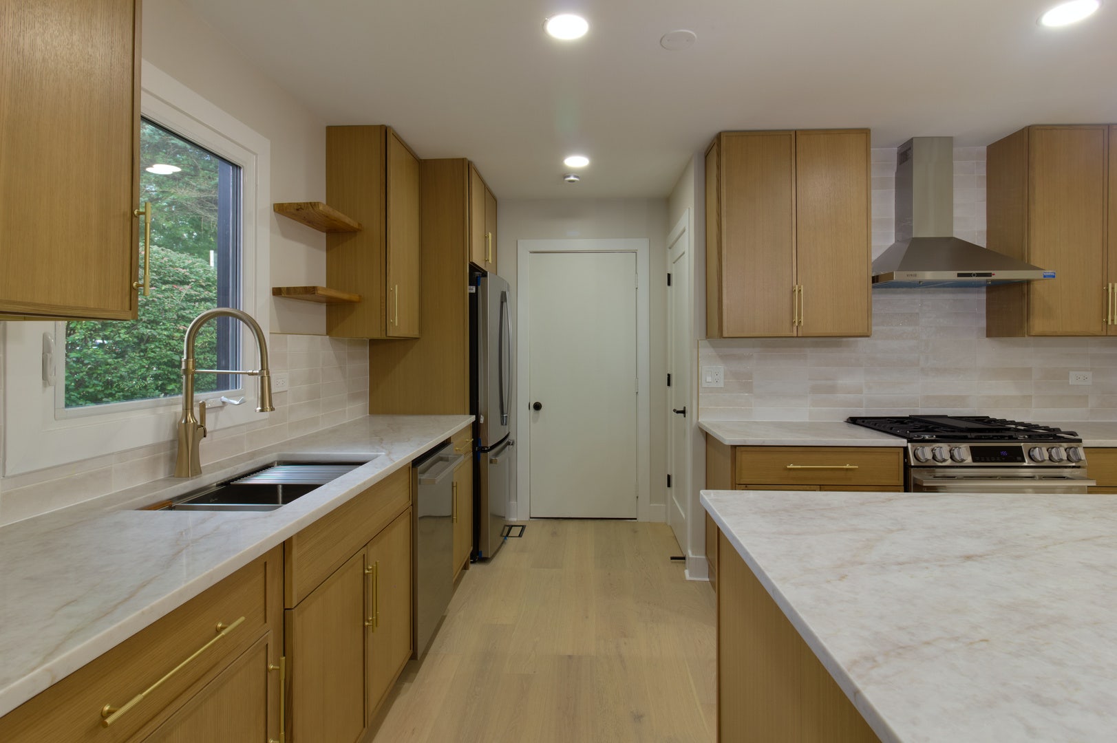3524 Saratoga Avenue, Downers Grove, IL 60515 3524 Saratoga Avenue, Downers Grove, IL 60515