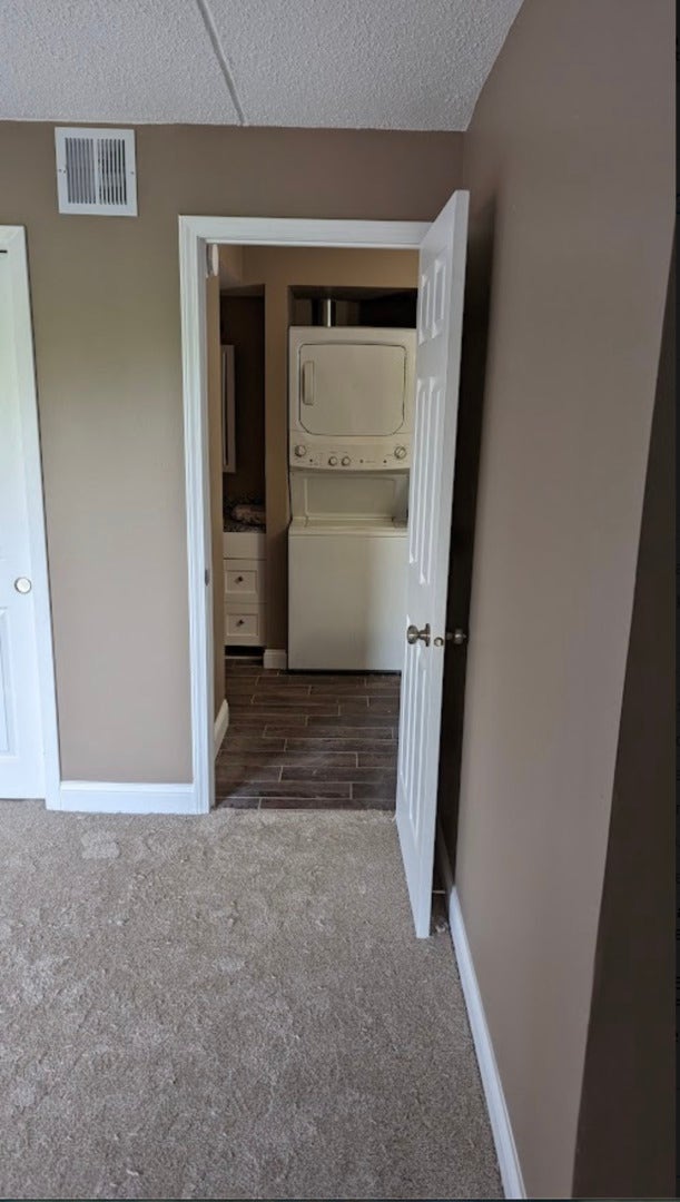 503 Kenneth Circle, #503, Elgin, IL 60120 503 Kenneth Circle, #503, Elgin, IL 60120