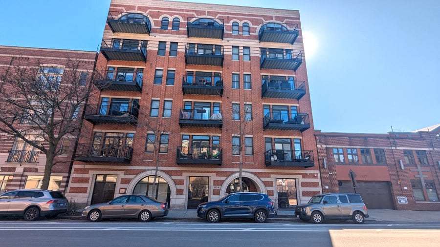 Property photo for 1355 W Washington Boulevard, #6B, Chicago, IL