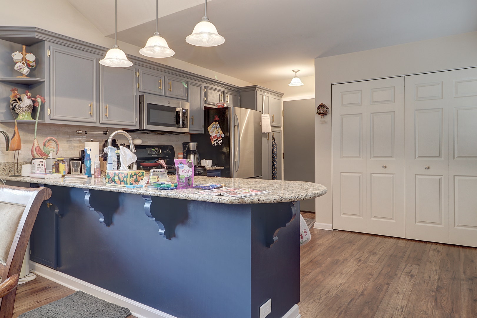 4330 River Glen Drive, Joliet, IL 60431 4330 River Glen Drive, Joliet, IL 60431
