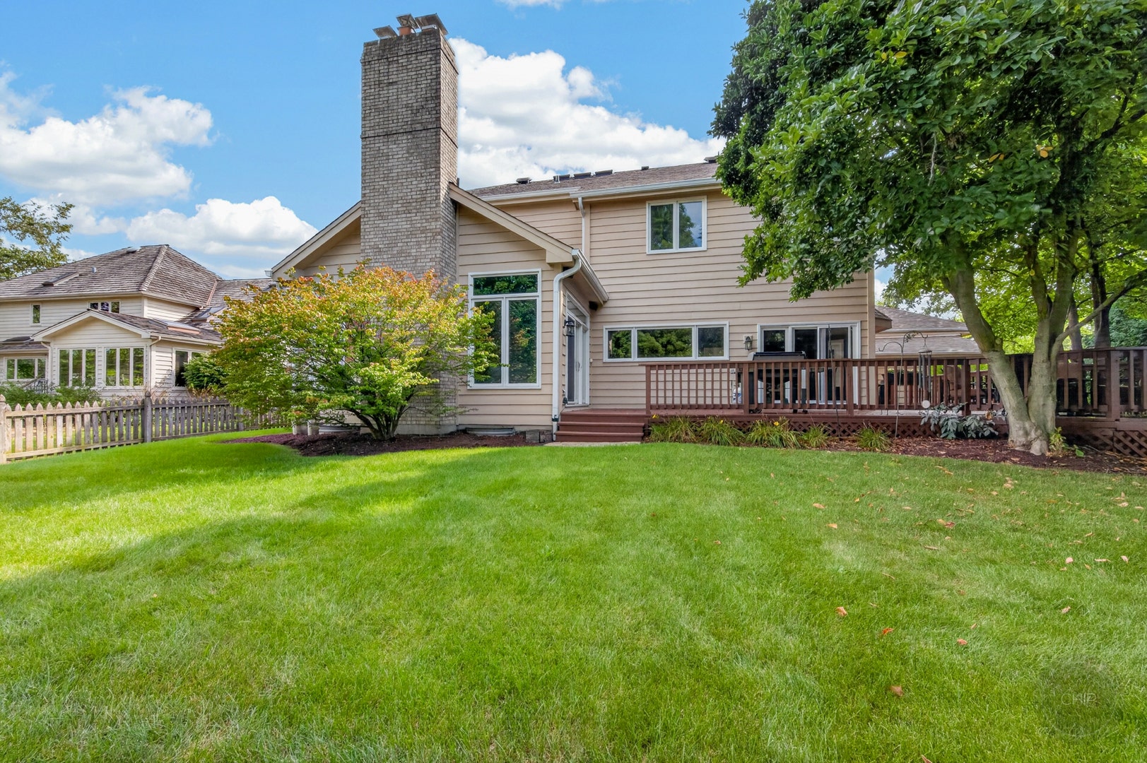 4020 White Eagle Drive, Naperville, IL 60564