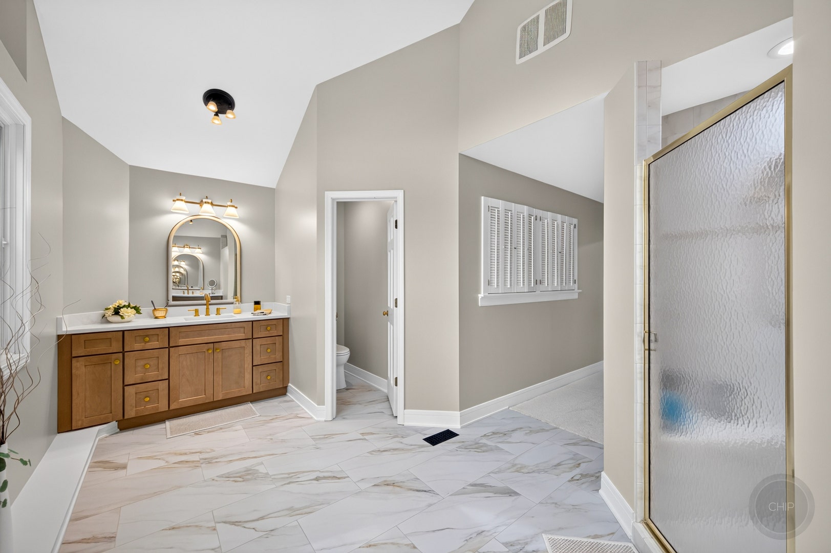 4020 White Eagle Drive, Naperville, IL 60564