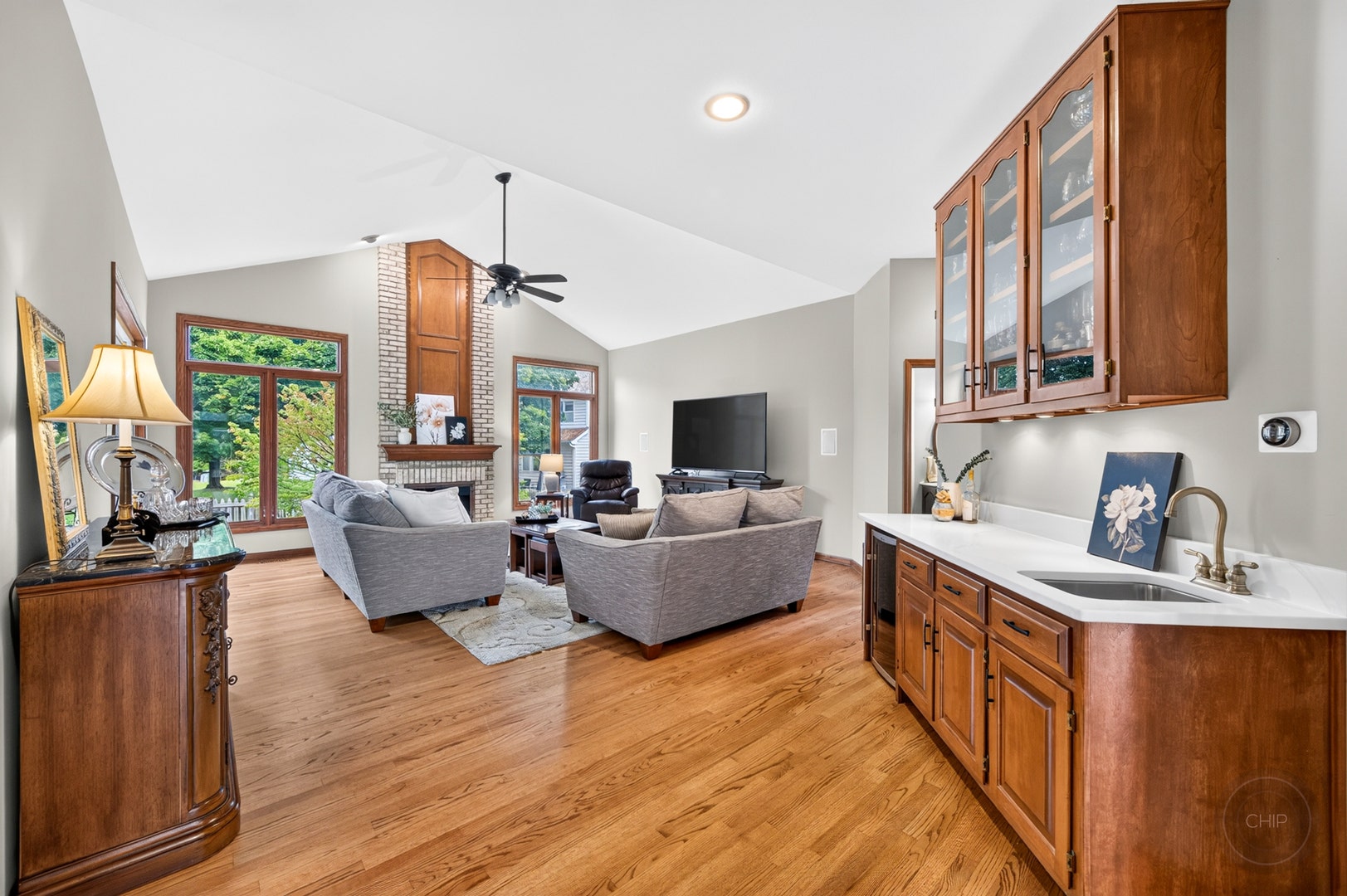 4020 White Eagle Drive, Naperville, IL 60564