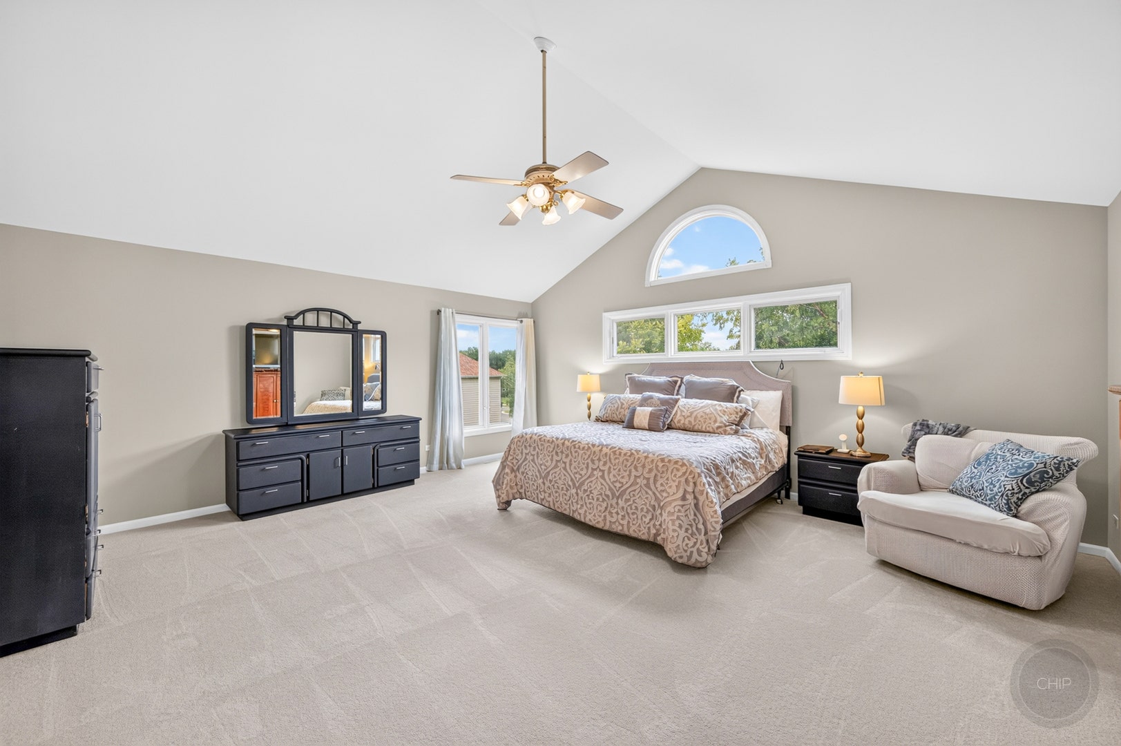 4020 White Eagle Drive, Naperville, IL 60564