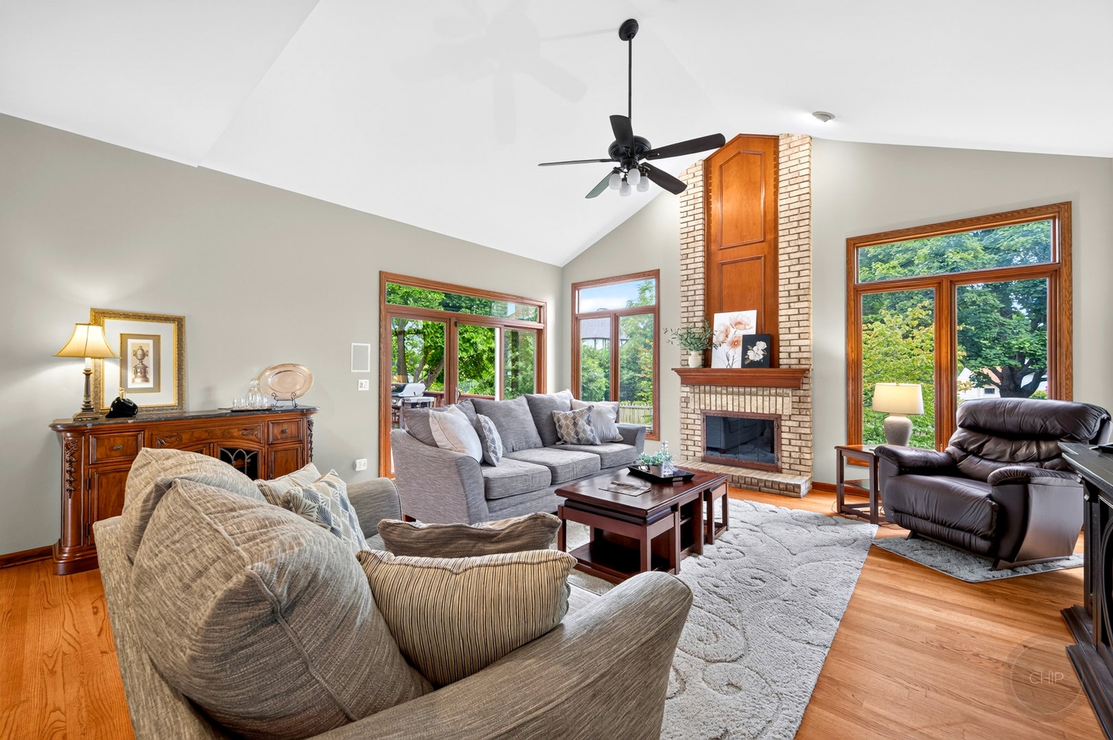 4020 White Eagle Drive, Naperville, IL 60564