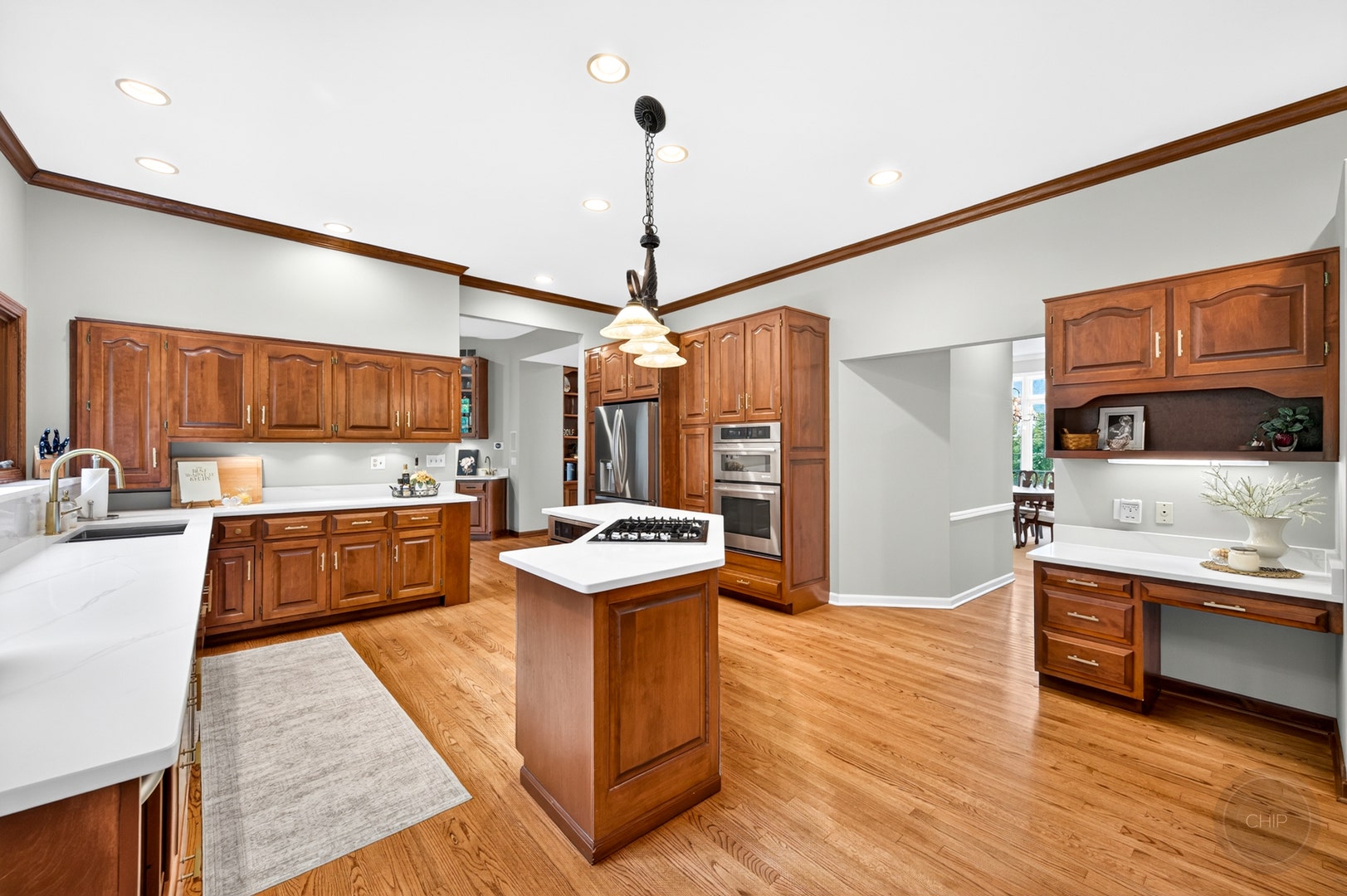 4020 White Eagle Drive, Naperville, IL 60564