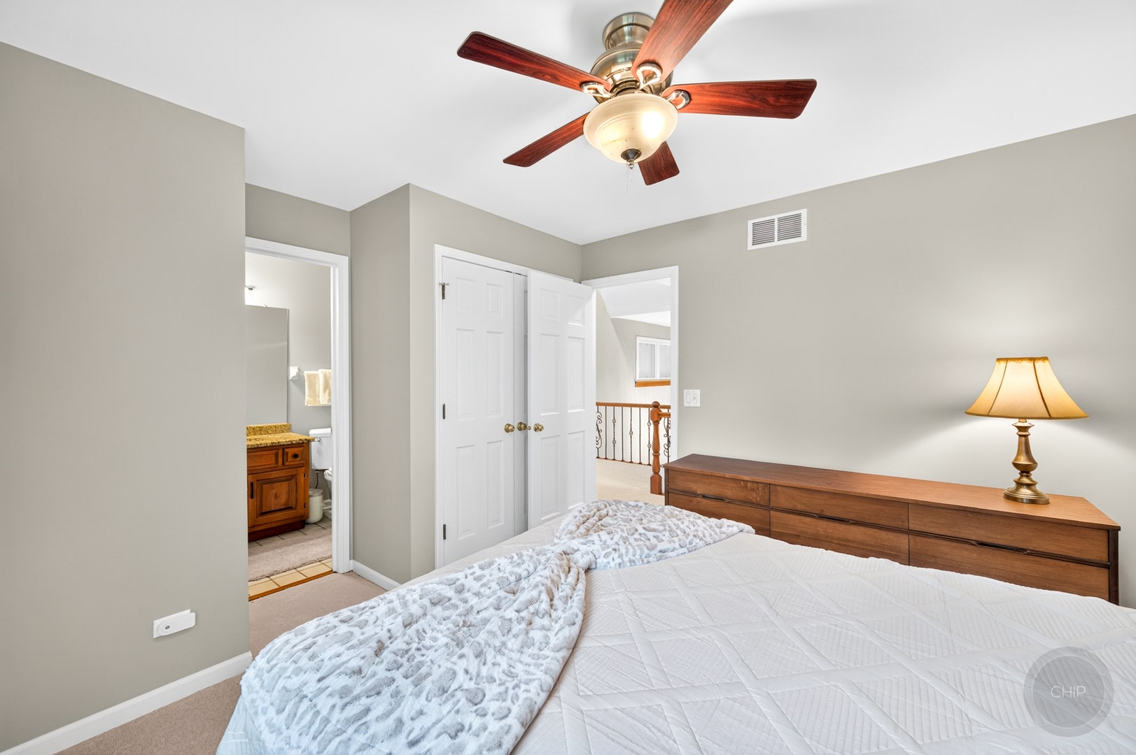 4020 White Eagle Drive, Naperville, IL 60564
