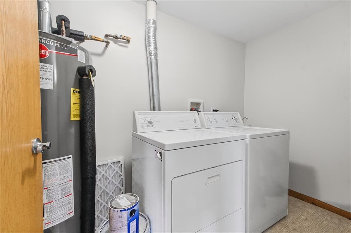 11131 Waters Edge Drive, #1B, Orland Park, IL 60467
