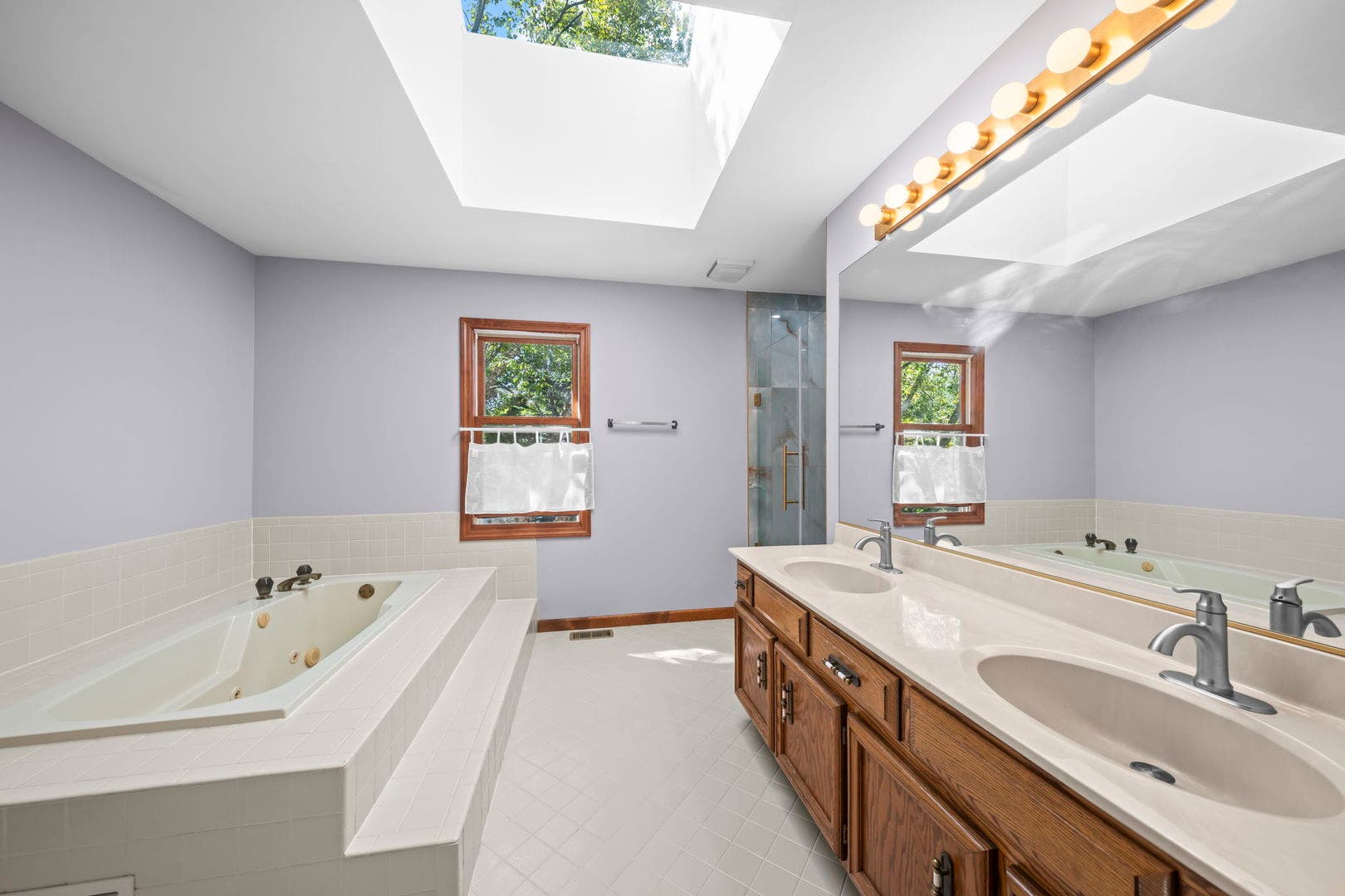 2205 Brown Court, Naperville, IL 60565