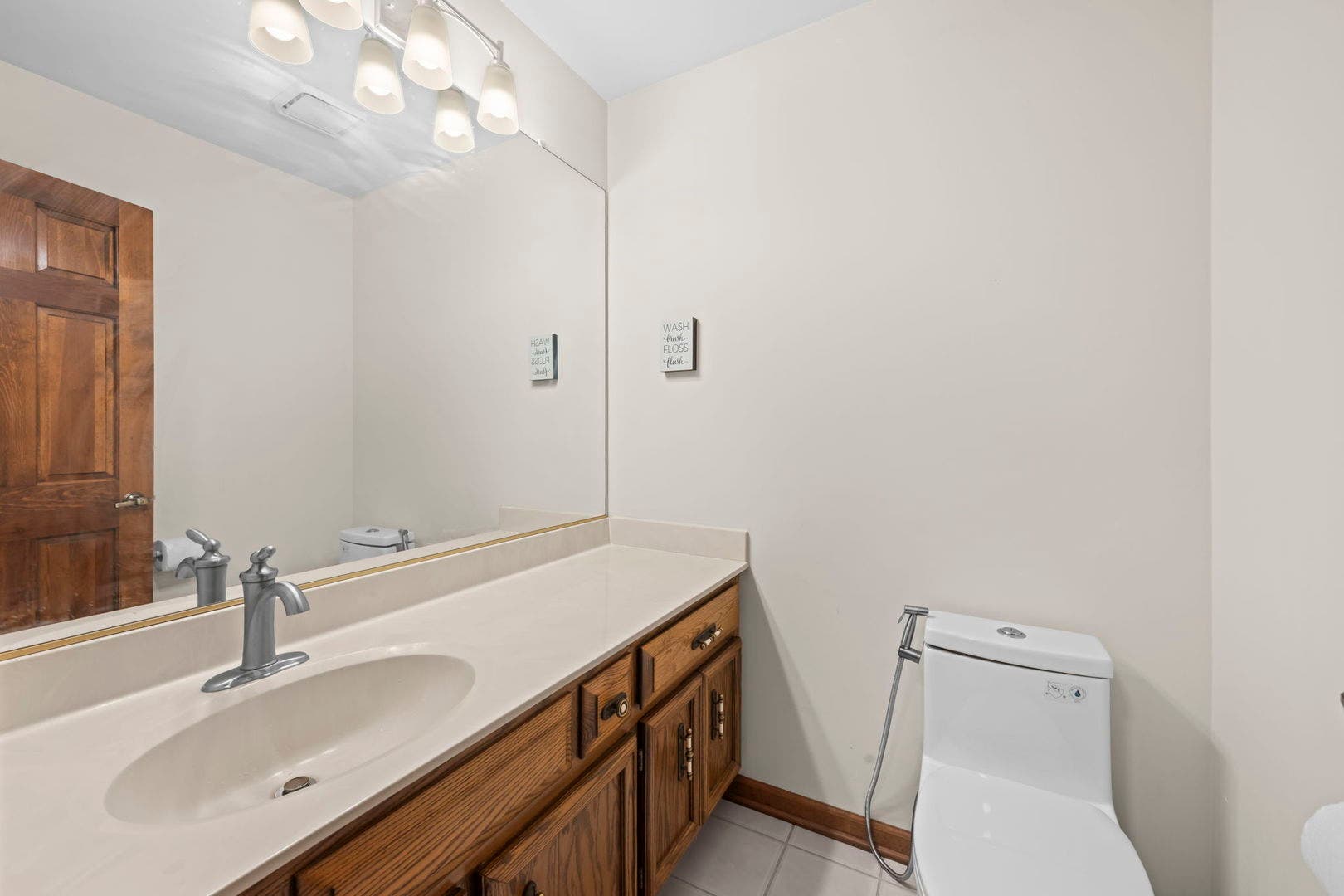 2205 Brown Court, Naperville, IL 60565