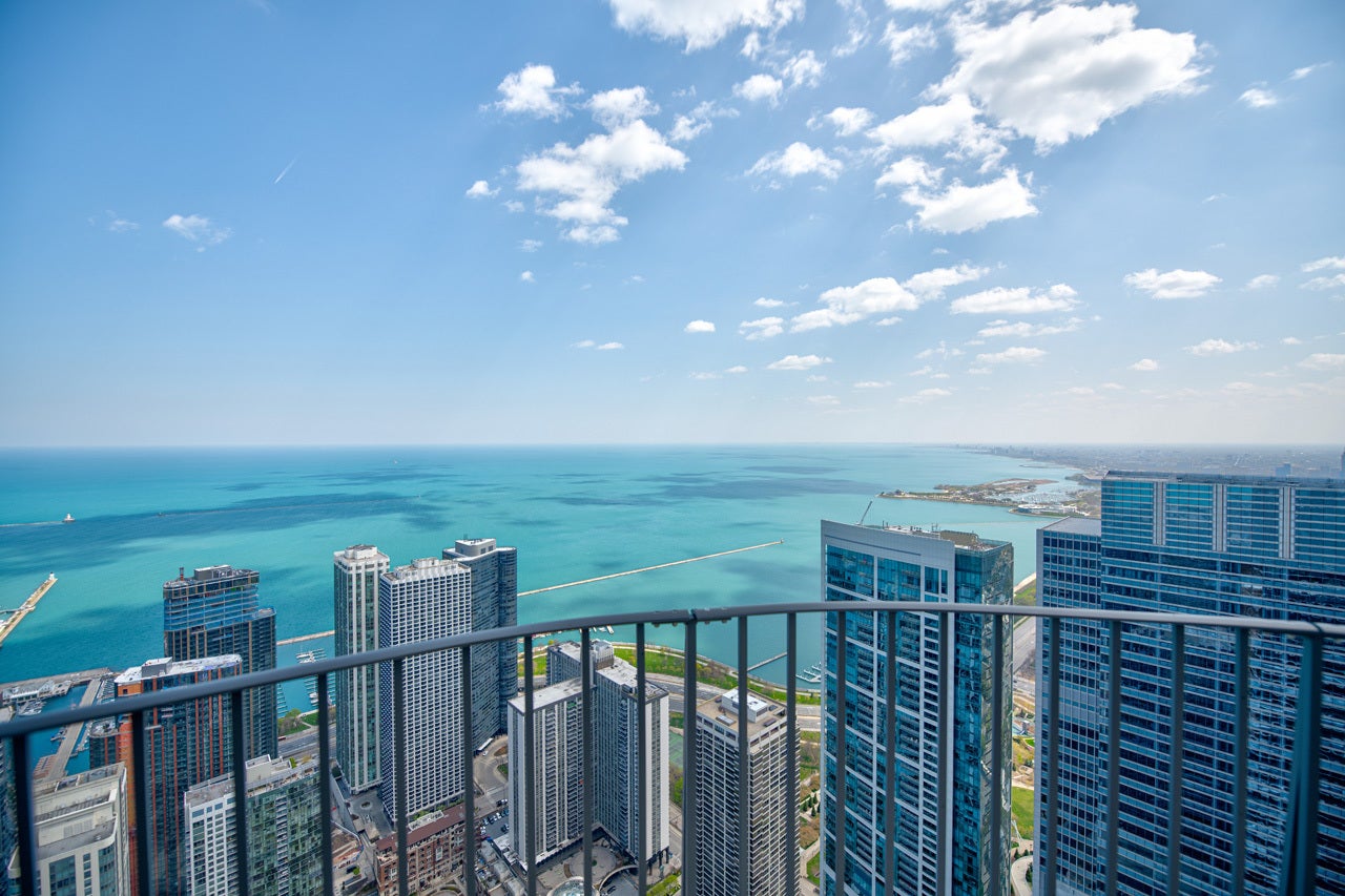 225 N Columbus Drive, #8006, Chicago, IL 60601 225 N Columbus Drive, #8006, Chicago, IL 60601