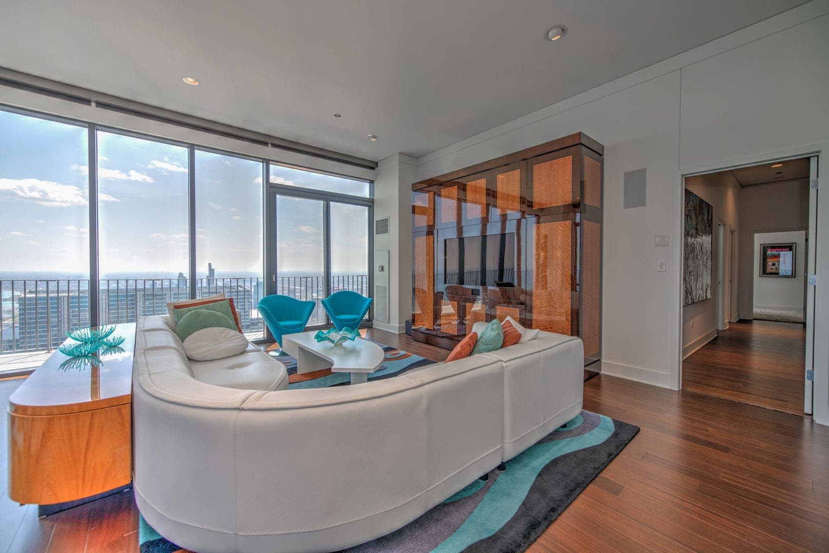 225 N Columbus Drive, #8006, Chicago, IL 60601 225 N Columbus Drive, #8006, Chicago, IL 60601