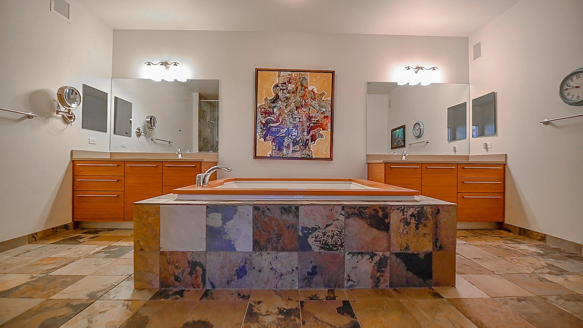 225 N Columbus Drive, #8006, Chicago, IL 60601 225 N Columbus Drive, #8006, Chicago, IL 60601