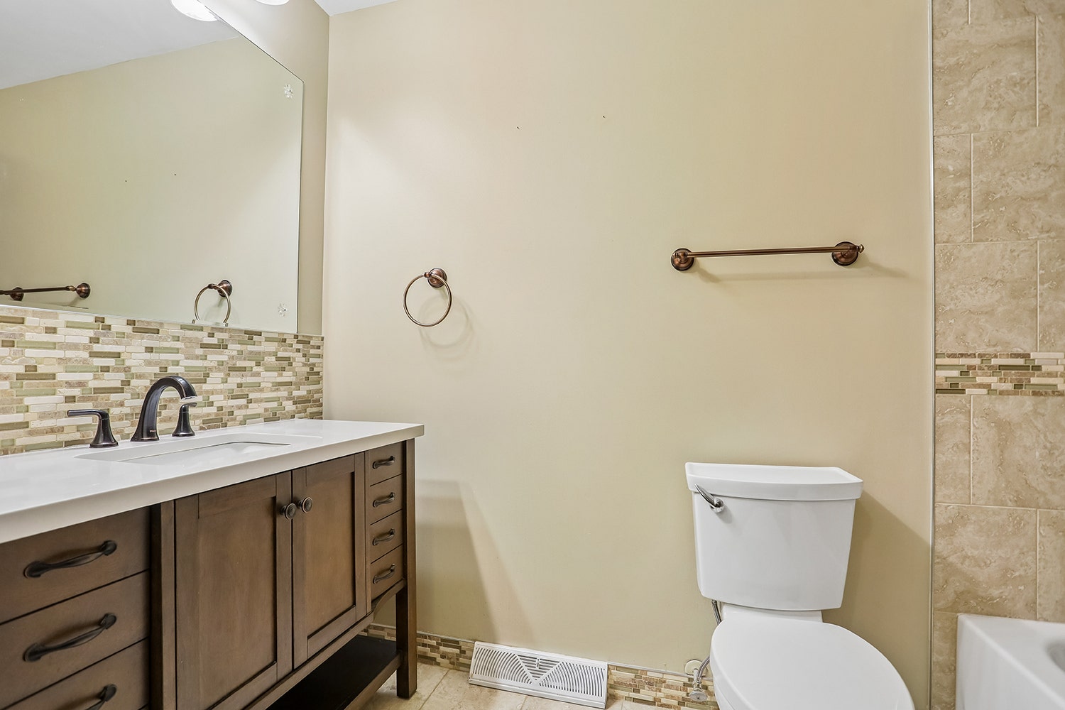 12123 Lake View Drive, Orland Park, IL 60467