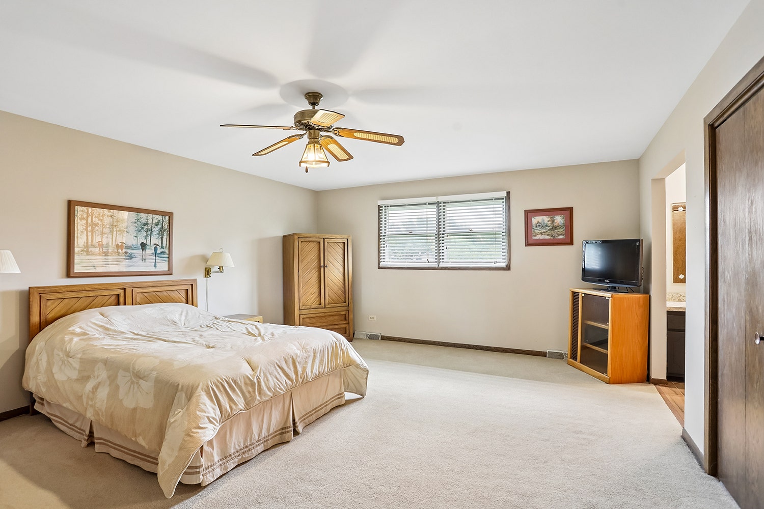 12123 Lake View Drive, Orland Park, IL 60467