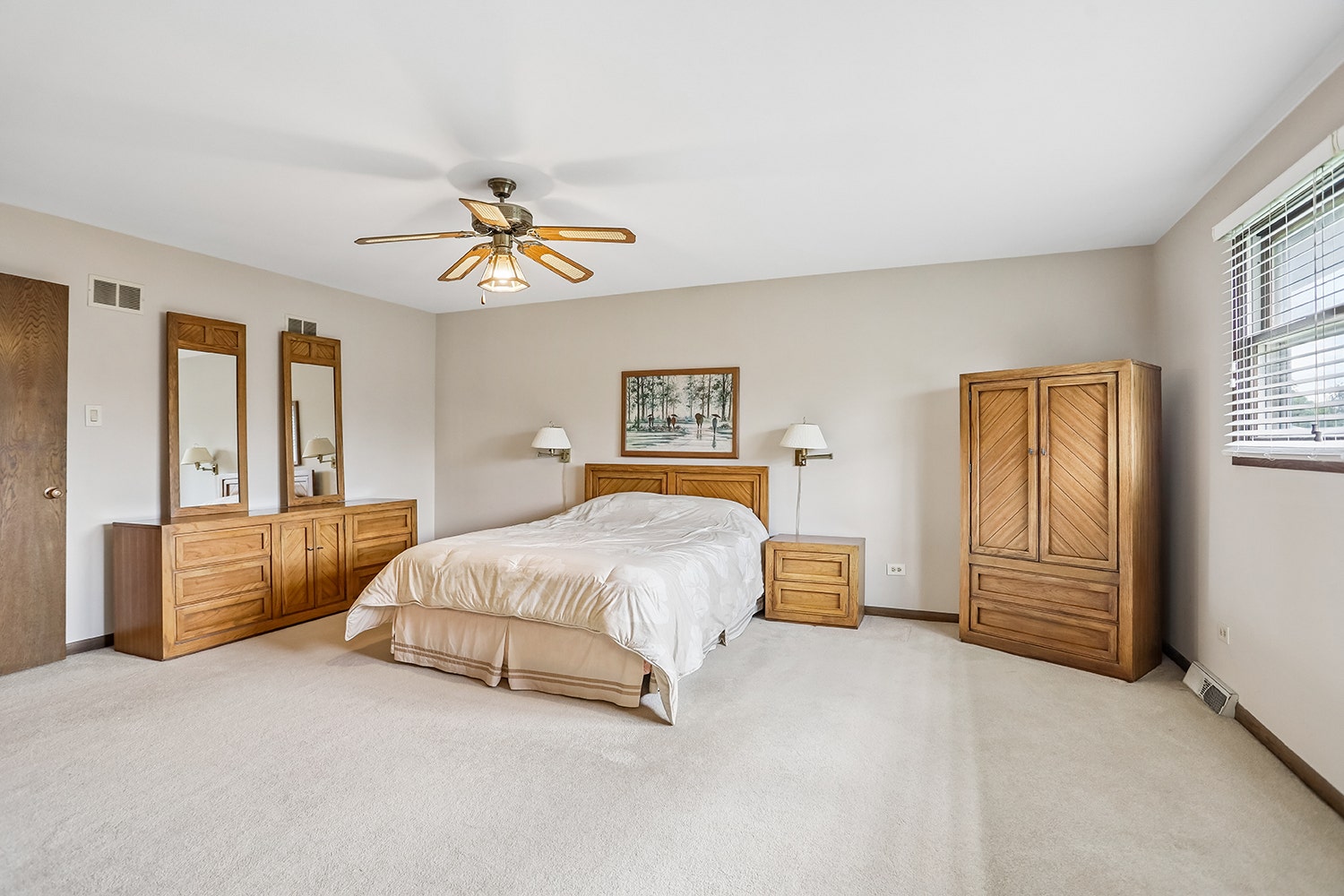 12123 Lake View Drive, Orland Park, IL 60467