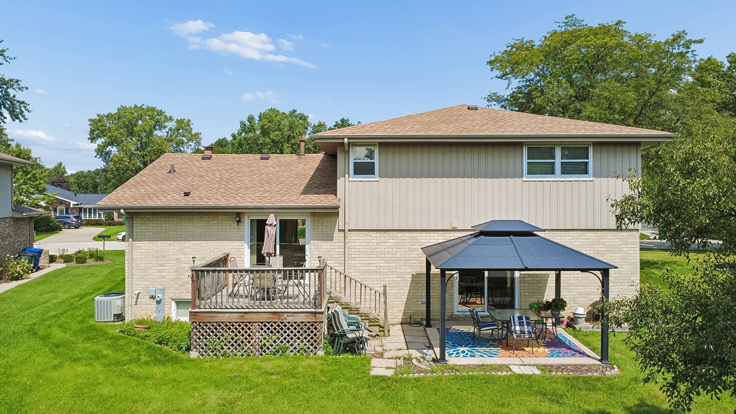 12123 Lake View Drive, Orland Park, IL 60467