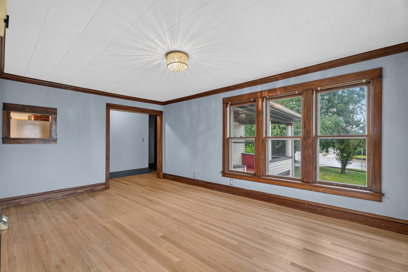 402 Porter Street, Lemont, IL 60439
