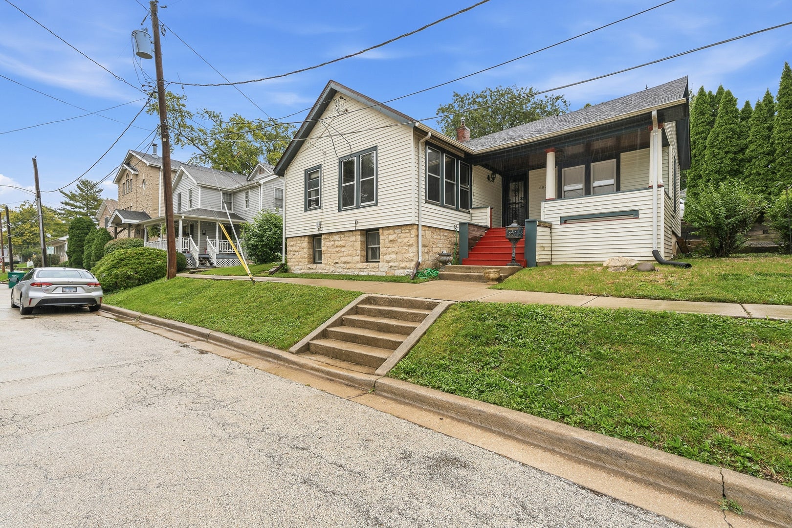 402 Porter Street, Lemont, IL 60439