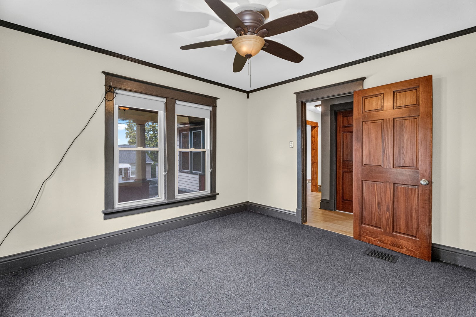 402 Porter Street, Lemont, IL 60439
